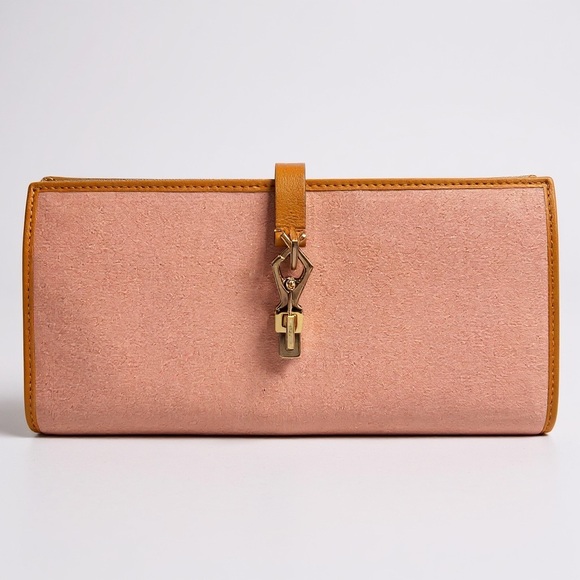 Gucci Jackie Pink and Tan Suede Wallet - Picture 8 of 13